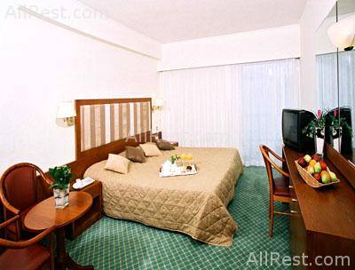 Best Western Plaza Hotel 4